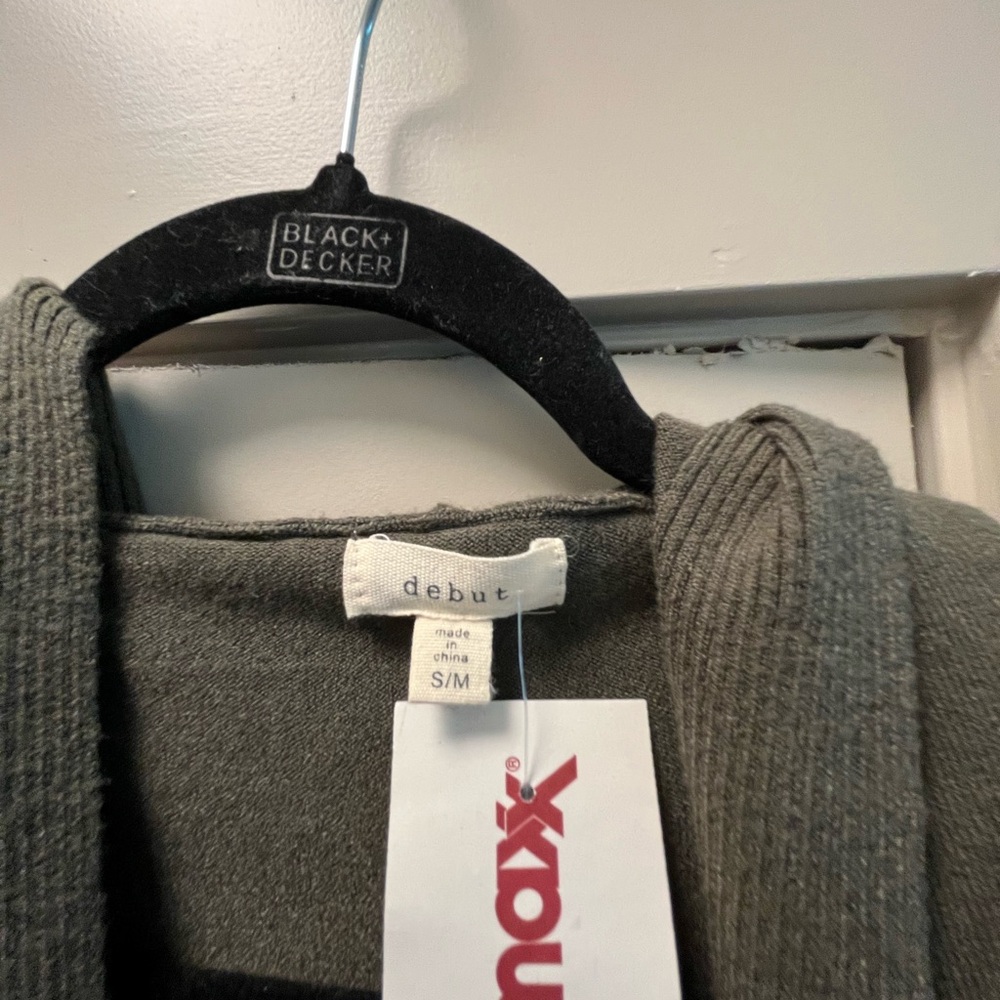 NWT Women's Hooded Sweater Cardigan - Picture 3 of 4